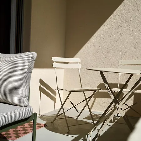 Luxury Lakefront * St Moritz