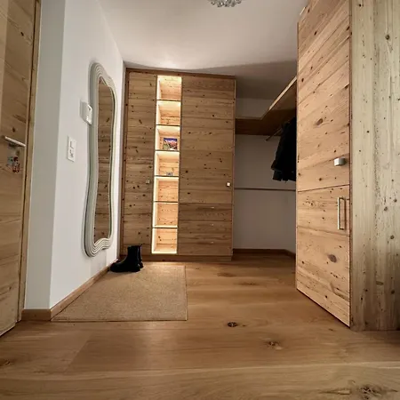 Luxury Lakefront Apartamento St Moritz